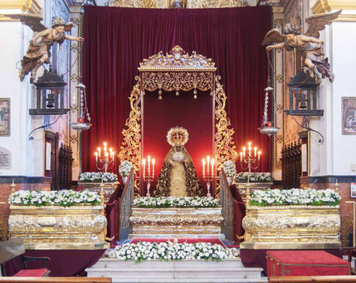 Besamanos Virgen 1 2018