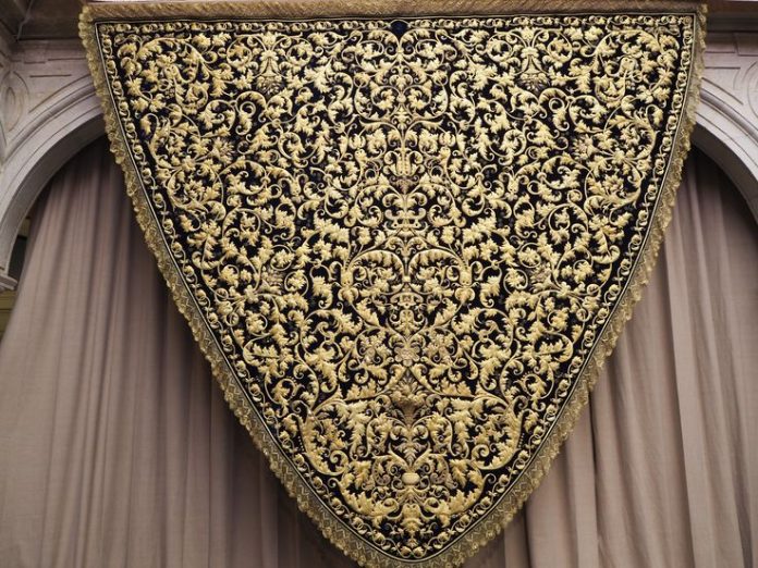 b81bb2ac39de97cc356bf9313d24823a